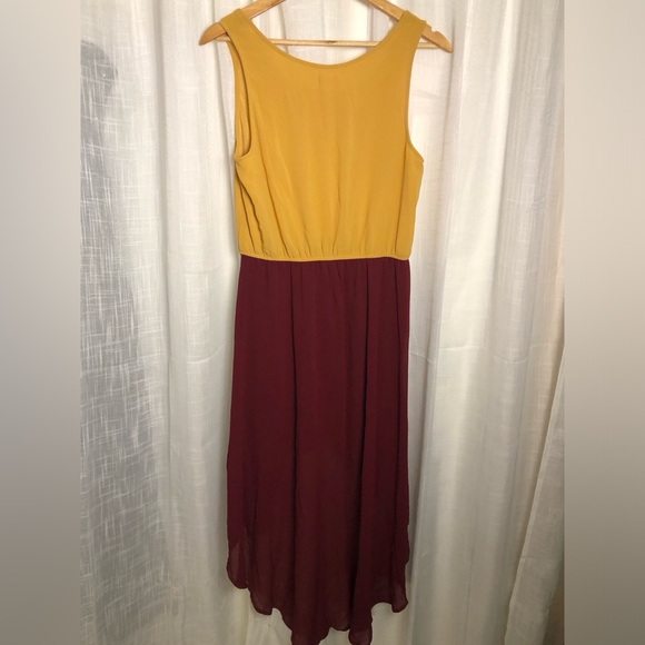 BLVD Mustard Asymmetrical Dress size Large NWT - Picture 15 of 15
